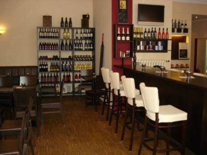 Фото: Amici Vinothekcafe